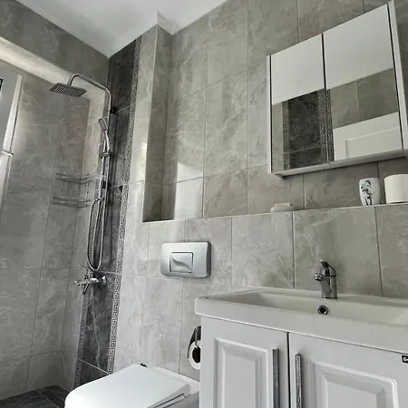 Cica Calis With Pool & Garden Ferienhaus