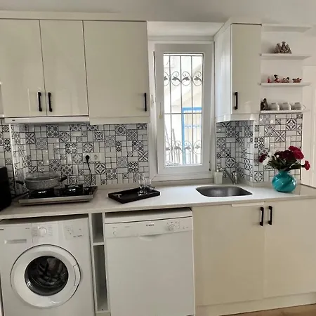 Cica Calis With Pool & Garden بيت للعطل فتحية